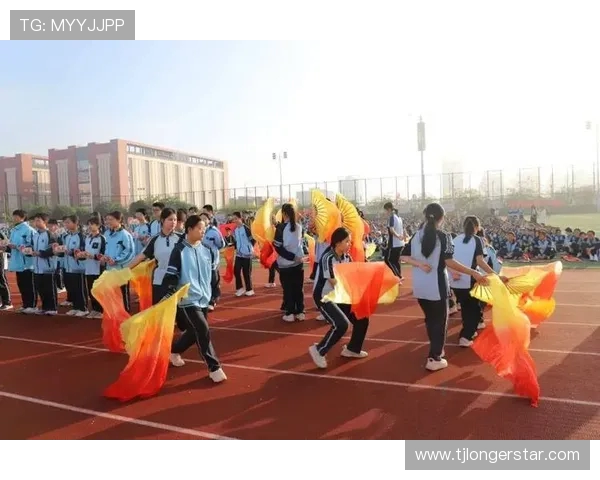 激情赛场燃动青春梦想奋勇拼搏展现体育精神风采