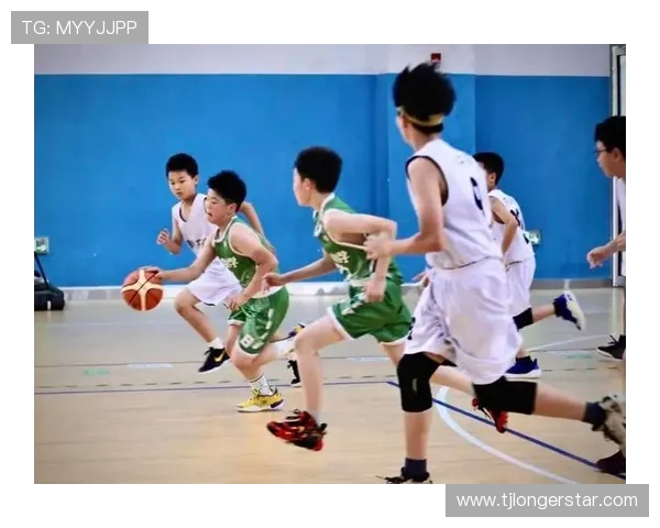 探索篮球竞技精神与时代发展推动青少年热血梦想腾飞之路辉煌未来篇章